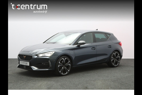 CUPRA Leon 1.4 e-Hybrid VZ 245 PK Performance PHEV, Camera, Kuipstoelen, Navigatie, Stuurverwarming