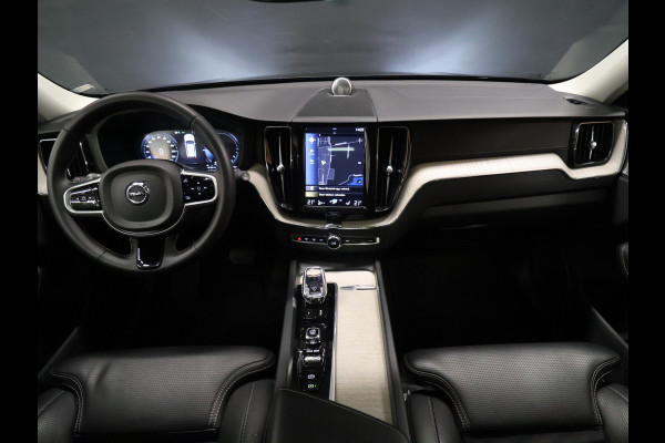 Volvo XC60 2.0 Recharge T8 AWD Inscription [SCHUIFKANTELDAK, ADAPTIVE CRUISE, APPLE CARPLAY, 360 CAMERA, ANDROID, MEMORY SEATS, STOELVERWARMING, STUURVERWARMING, VOL LEDER, ELEKTRISCHE ACHTERKLEP, DIGITAL DASH, CLIMATE CONTROL, NIEUWS