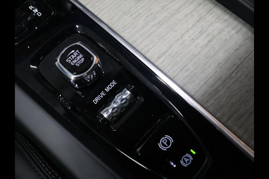 Volvo XC60 2.0 Recharge T8 AWD Inscription [SCHUIFKANTELDAK, ADAPTIVE CRUISE, APPLE CARPLAY, 360 CAMERA, ANDROID, MEMORY SEATS, STOELVERWARMING, STUURVERWARMING, VOL LEDER, ELEKTRISCHE ACHTERKLEP, DIGITAL DASH, CLIMATE CONTROL, NIEUWS
