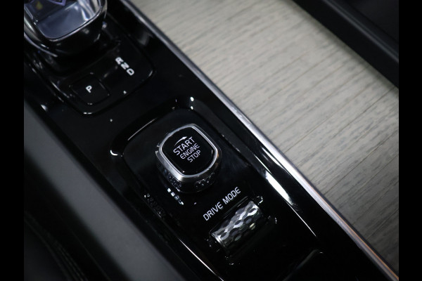 Volvo XC60 2.0 Recharge T8 AWD Inscription [SCHUIFKANTELDAK, ADAPTIVE CRUISE, APPLE CARPLAY, 360 CAMERA, ANDROID, MEMORY SEATS, STOELVERWARMING, STUURVERWARMING, VOL LEDER, ELEKTRISCHE ACHTERKLEP, DIGITAL DASH, CLIMATE CONTROL, NIEUWS