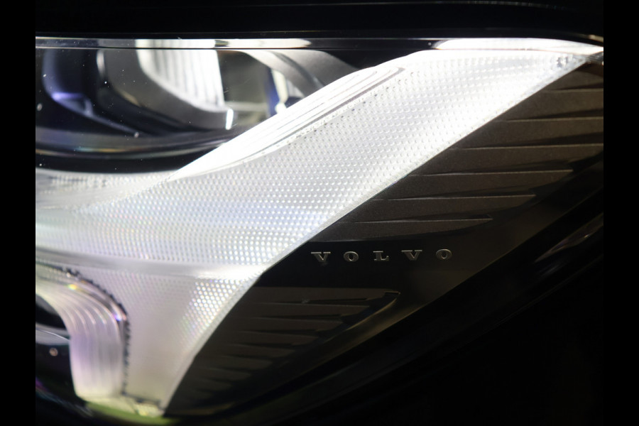 Volvo XC60 2.0 Recharge T8 AWD Inscription [SCHUIFKANTELDAK, ADAPTIVE CRUISE, APPLE CARPLAY, 360 CAMERA, ANDROID, MEMORY SEATS, STOELVERWARMING, STUURVERWARMING, VOL LEDER, ELEKTRISCHE ACHTERKLEP, DIGITAL DASH, CLIMATE CONTROL, NIEUWS