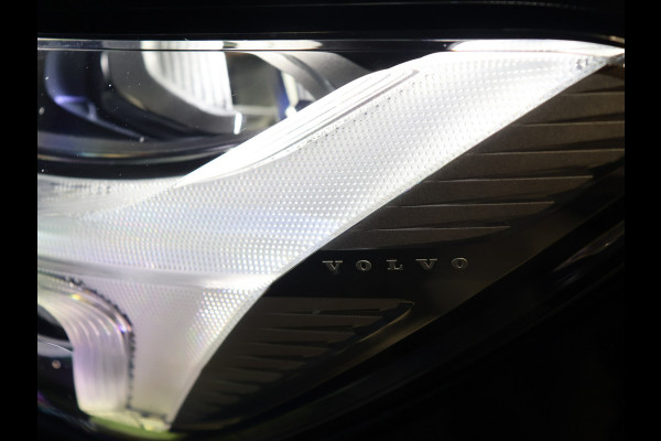 Volvo XC60 2.0 Recharge T8 AWD Inscription [SCHUIFKANTELDAK, ADAPTIVE CRUISE, APPLE CARPLAY, 360 CAMERA, ANDROID, MEMORY SEATS, STOELVERWARMING, STUURVERWARMING, VOL LEDER, ELEKTRISCHE ACHTERKLEP, DIGITAL DASH, CLIMATE CONTROL, NIEUWS