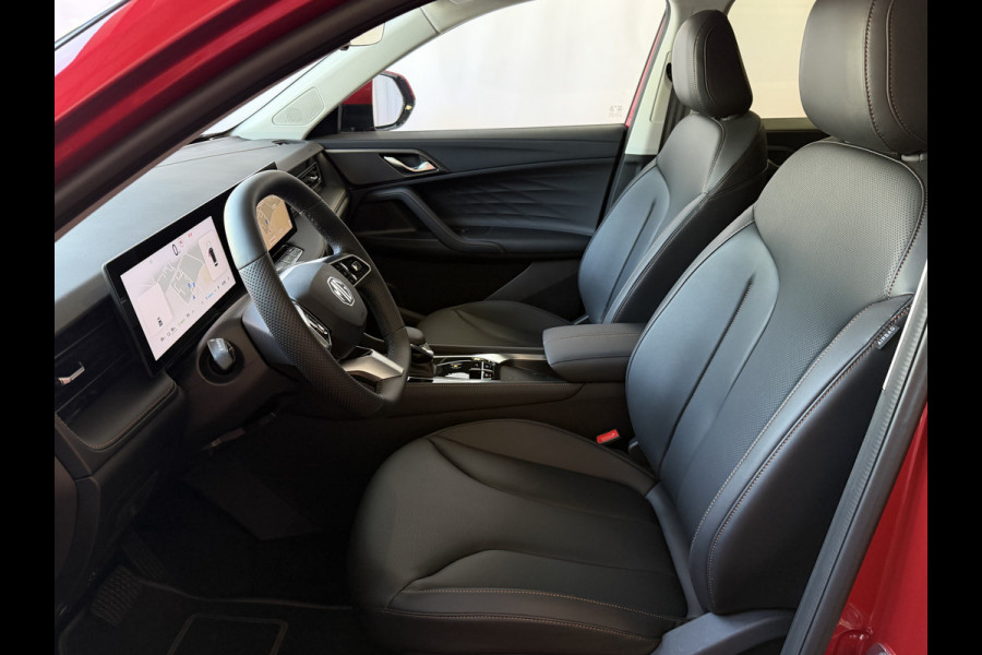 MG MG HS PHEV 1.5 TGDI LUXURY PHEV PLUG-IN HYBRIDE | LEER | 272PK NIEUWE AUTO | >1.000 KM TOTAAL BEREIK | 360° CAMERA | ELEKTRISCHE ACHTERKLEP
