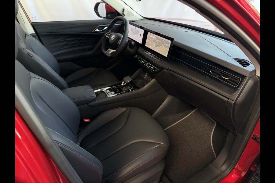 MG MG HS PHEV 1.5 TGDI LUXURY PHEV PLUG-IN HYBRIDE | LEER | 272PK NIEUWE AUTO | >1.000 KM TOTAAL BEREIK | 360° CAMERA | ELEKTRISCHE ACHTERKLEP
