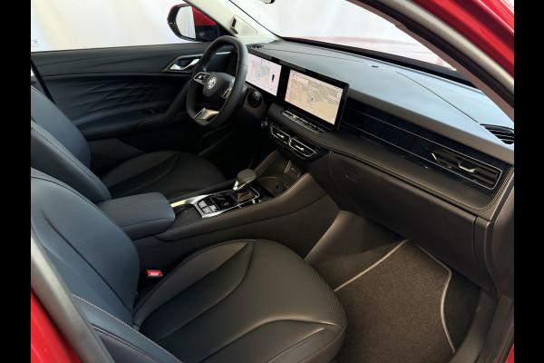 MG MG HS PHEV 1.5 TGDI LUXURY PHEV PLUG-IN HYBRIDE | LEER | 272PK NIEUWE AUTO | >1.000 KM TOTAAL BEREIK | 360° CAMERA | ELEKTRISCHE ACHTERKLEP