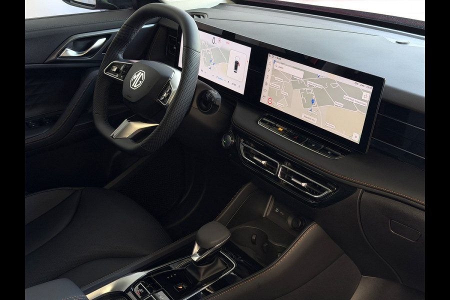 MG MG HS PHEV 1.5 TGDI LUXURY PHEV PLUG-IN HYBRIDE | LEER | 272PK NIEUWE AUTO | >1.000 KM TOTAAL BEREIK | 360° CAMERA | ELEKTRISCHE ACHTERKLEP