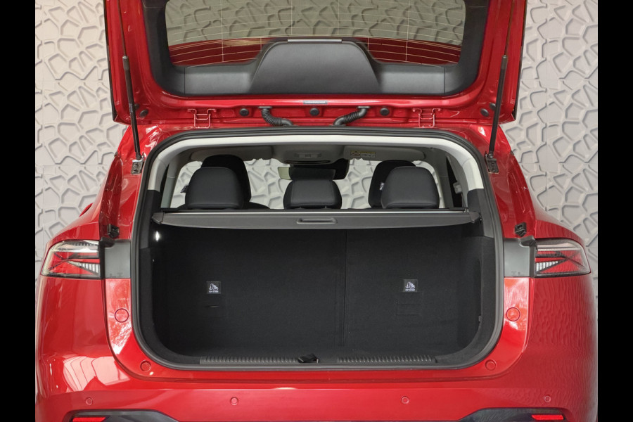 MG MG HS PHEV 1.5 TGDI LUXURY PHEV PLUG-IN HYBRIDE | LEER | 272PK NIEUWE AUTO | >1.000 KM TOTAAL BEREIK | 360° CAMERA | ELEKTRISCHE ACHTERKLEP