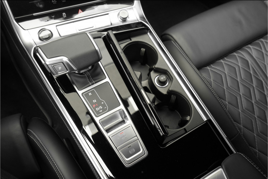 Audi A6 Avant 55 TFSI e Quattro Pro Line S Competition Pano S-Sportstoelen B&O ACC Trekhaak 21"
