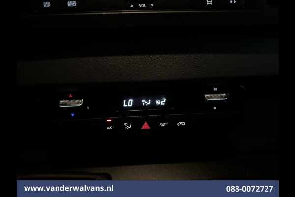 Mercedes-Benz Sprinter 317 CDI 170pk L3H2 Euro6 Airco | Camera | Navigatie | Apple Carplay | Cruisecontrol Android Auto, Parkeersensoren, Stoelverwarming