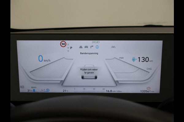 Hyundai IONIQ 5 STYLE 73kWh + TREKHAAK | 19 INCH | SOH 96% | CAMERA | APPLE CARPLAY | ADAPTIVE CRUISE