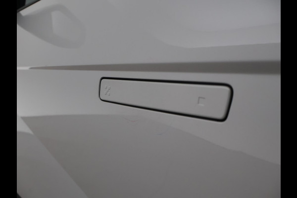 Hyundai IONIQ 5 STYLE 73kWh + TREKHAAK | 19 INCH | SOH 96% | CAMERA | APPLE CARPLAY | ADAPTIVE CRUISE