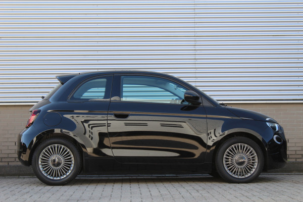 Fiat 500E Icon 42 kWh SOH 94% | Panoramadak | Carplay | Parkeersensoren