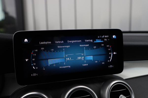 Mercedes-Benz GLC 300e AMG 4-Matic | 320PK | Luchtvering | Head-up | Burmester | Keyless-go | Sfeerverlichting | Pano | Memory | Multibeam | 2020.