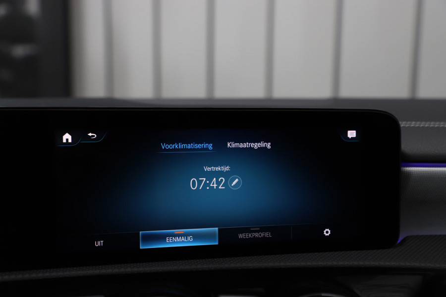 Mercedes-Benz CLA-Klasse Shooting Brake 250e AMG | 218PK | Pano | Burmester | Keyless-go | Memory | Sfeerverlichting | Stoelverw. | Multibeam | Trekhaak