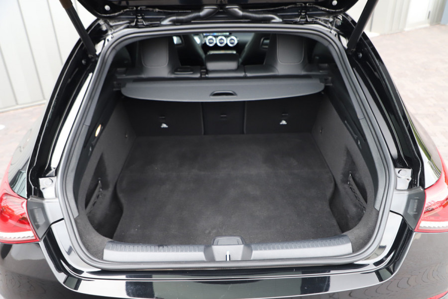Mercedes-Benz CLA-Klasse Shooting Brake 250e AMG | 218PK | Pano | Burmester | Keyless-go | Memory | Sfeerverlichting | Stoelverw. | Multibeam | Trekhaak