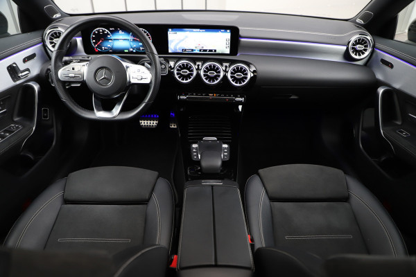 Mercedes-Benz CLA-Klasse Shooting Brake 250e AMG | 218PK | Pano | Burmester | Keyless-go | Memory | Sfeerverlichting | Stoelverw. | Multibeam | Trekhaak