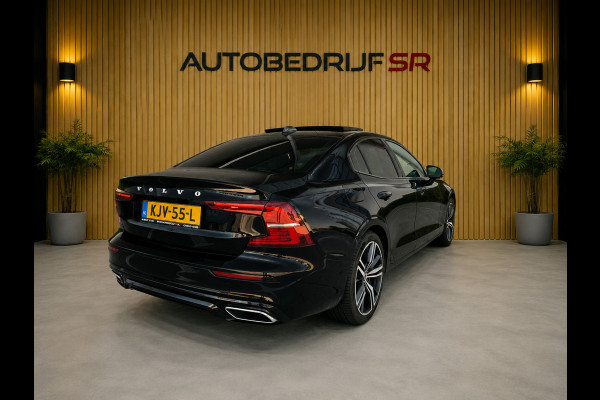 Volvo S60 2.0 Recharge T8 AWD R-Design Pano! Elektrische Stoelen! Camera! Stoelverwarming! Stuurverwarming! Blis! Lane Assist!