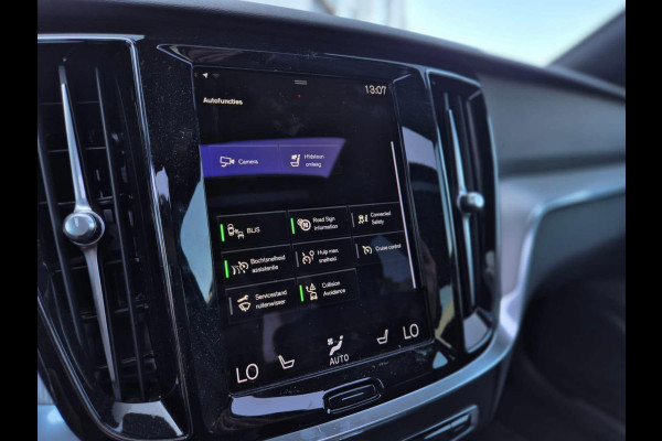 Volvo S60 2.0 Recharge T8 AWD R-Design Pano! Elektrische Stoelen! Camera! Stoelverwarming! Stuurverwarming! Blis! Lane Assist!