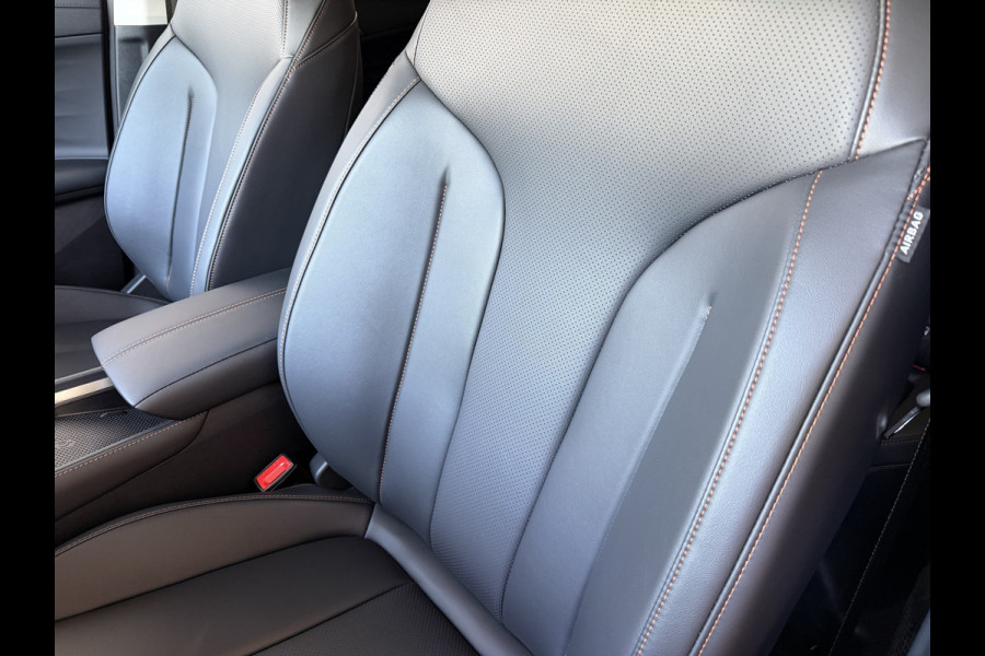 MG MG HS PHEV 1.5 TGDI LUXURY PHEV PLUG-IN HYBRIDE | LEER | 272PK NIEUWE AUTO | >1.000 KM TOTAAL BEREIK | 360° CAMERA | ELEKTRISCHE ACHTERKLEP