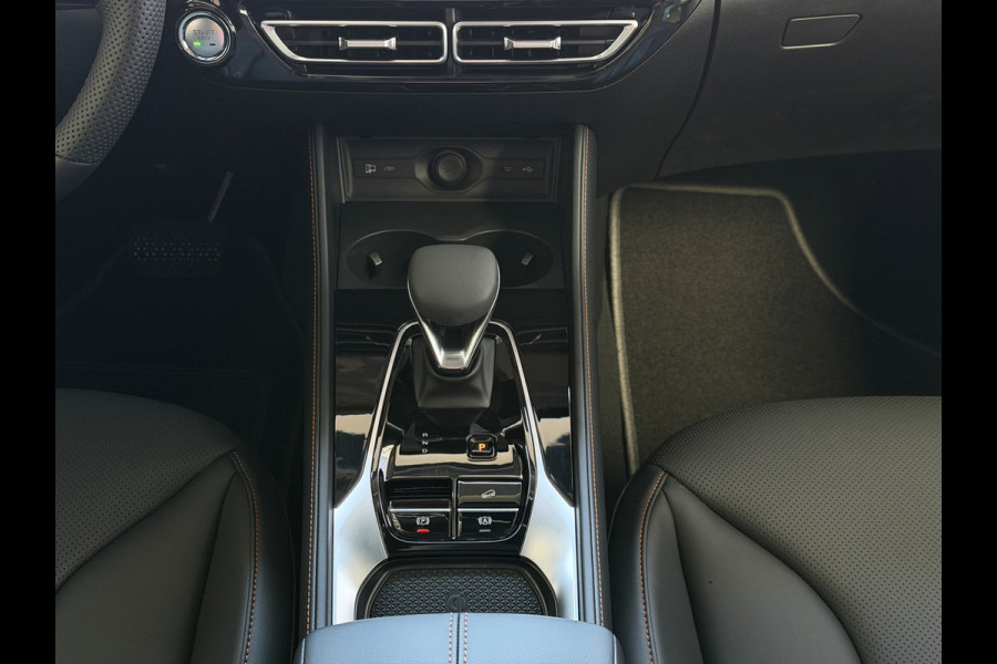 MG MG HS PHEV 1.5 TGDI LUXURY PHEV PLUG-IN HYBRIDE | LEER | 272PK NIEUWE AUTO | >1.000 KM TOTAAL BEREIK | 360° CAMERA | ELEKTRISCHE ACHTERKLEP