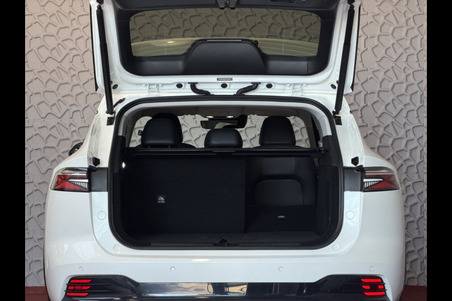 MG MG HS PHEV 1.5 TGDI LUXURY PHEV PLUG-IN HYBRIDE | LEER | 272PK NIEUWE AUTO | >1.000 KM TOTAAL BEREIK | 360° CAMERA | ELEKTRISCHE ACHTERKLEP