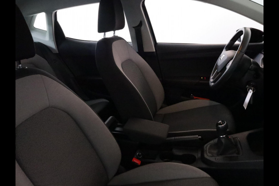 Seat Ibiza 1.0 TSI Style 95 pk | Navigatie via App | Parkeersensoren achter | Autom. airco | Cruise control | Apple Carplay/Android Auto |