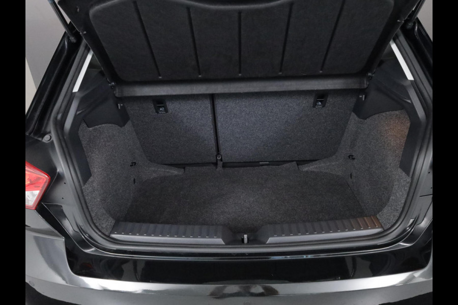 Seat Ibiza 1.0 TSI Style 95 pk | Navigatie via App | Parkeersensoren achter | Autom. airco | Cruise control | Apple Carplay/Android Auto |