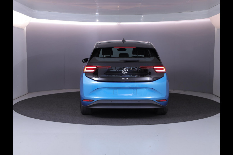 Volkswagen ID.3 Pro 59 kWh 204 pk | Navigatie via App | Parkeersensoren | Adaptieve cruise control | Autom. airco |