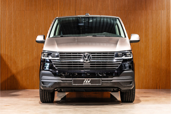 Volkswagen Transporter T6.1 2.0 TDI L2H1 DC Caravelle | Dubbel cabine | Two-tone | CarPlay | Camera | MF Stuur | Cruise control | Climate control | 6-zitter | BPM vrij | Nieuwe APK | Dealer onderhouden