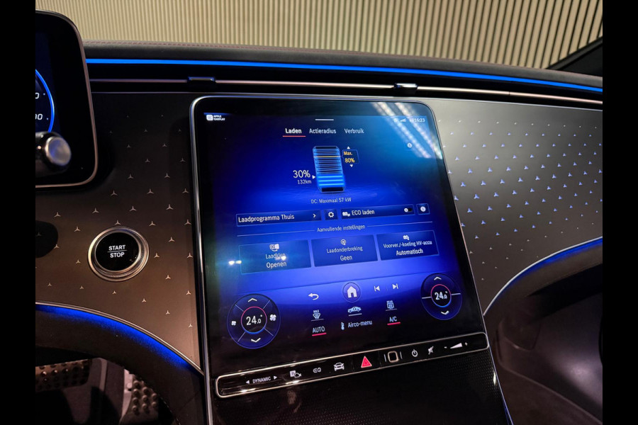 Mercedes-Benz EQE 300 AMG Styling 89 kWh-PANORAMA-NIGHT-MEMORY-ACC-CAMERA-ZEER COMPLEET