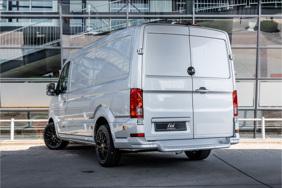 Volkswagen Crafter 2.0 TDI L3H2 | Automaat | CarPlay | Camera | Betimmering | MF Stuur | Cruise control | Stoelverwarming | Nieuwe APK | Dealer onderhouden | BPM Vrij | Euro 6