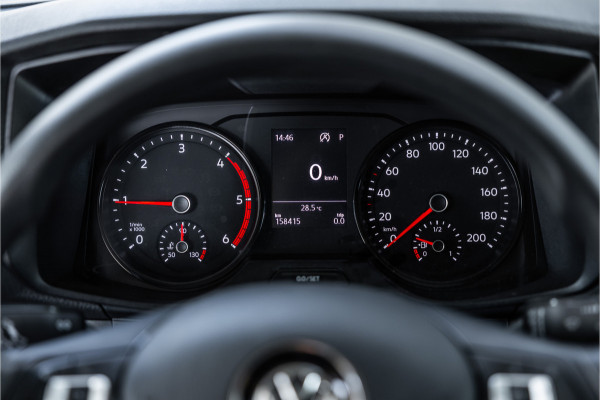 Volkswagen Crafter 2.0 TDI L3H2 | Automaat | CarPlay | Camera | Betimmering | MF Stuur | Cruise control | Stoelverwarming | Nieuwe APK | Dealer onderhouden | BPM Vrij | Euro 6