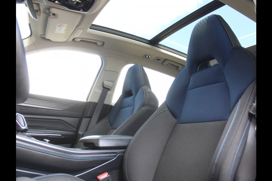 Lynk & Co 01 1.5 CARPLAY | CLIMATE | STOELVERW | 360CAMERA | PANODAK | WIFI | LED | DAB | NAVI | ELECSTOEL+MEM | ELECAKLEP | ADAPCRUISE