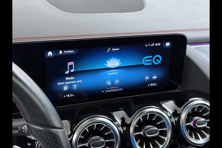 Mercedes-Benz EQA AMG 67kWh SOH 97% Pano-Dak 360°Camera Leer/Alcantara Head-Up Display Sfeerverlichting Memory Seats Navi Keyless Pdc Usb Apple/An Elek.klep Ecc Aut.Verlichting Lane-dep. Dab 18''LM 250 Business Solution Dealeronderhouden Origineel Nederlandse Auto