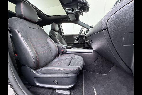 Mercedes-Benz EQA AMG 67kWh SOH 97% Pano-Dak 360°Camera Leer/Alcantara Head-Up Display Sfeerverlichting Memory Seats Navi Keyless Pdc Usb Apple/An Elek.klep Ecc Aut.Verlichting Lane-dep. Dab 18''LM 250 Business Solution Dealeronderhouden Origineel Nederlandse Auto
