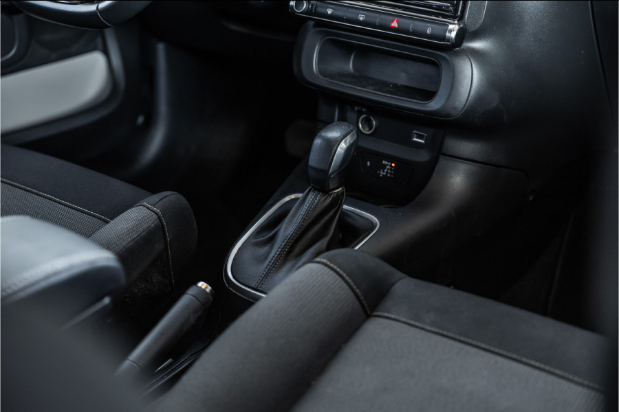 Citroën C3 1.2 PureTech | Automaat | Camera | Navigatie | CarPlay | Cruise control | Led koplampen | Airco | MF Stuur | Nieuwe APK | Goed onderhouden