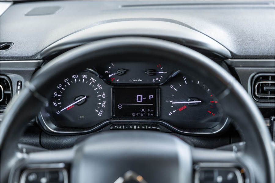 Citroën C3 1.2 PureTech | Automaat | Camera | Navigatie | CarPlay | Cruise control | Led koplampen | Airco | MF Stuur | Nieuwe APK | Goed onderhouden