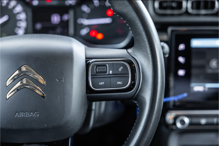 Citroën C3 1.2 PureTech | Automaat | Camera | Navigatie | CarPlay | Cruise control | Led koplampen | Airco | MF Stuur | Nieuwe APK | Goed onderhouden