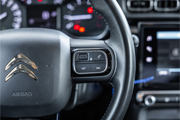 Citroën C3 1.2 PureTech | Automaat | Camera | Navigatie | CarPlay | Cruise control | Led koplampen | Airco | MF Stuur | Nieuwe APK | Goed onderhouden