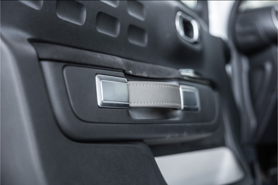 Citroën C3 1.2 PureTech | Automaat | Camera | Navigatie | CarPlay | Cruise control | Led koplampen | Airco | MF Stuur | Nieuwe APK | Goed onderhouden