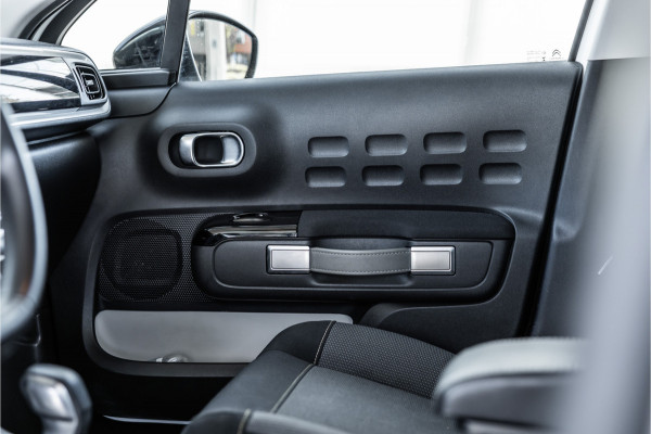 Citroën C3 1.2 PureTech | Automaat | Camera | Navigatie | CarPlay | Cruise control | Led koplampen | Airco | MF Stuur | Nieuwe APK | Goed onderhouden