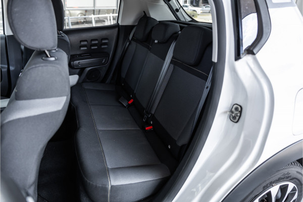 Citroën C3 1.2 PureTech | Automaat | Camera | Navigatie | CarPlay | Cruise control | Led koplampen | Airco | MF Stuur | Nieuwe APK | Goed onderhouden