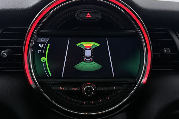 MINI 5-deurs 1.5 Cooper Chili (PANORAMADAK, STOELVERWARMING, H/K AUDIO, DEALER ONDERHOUDEN)