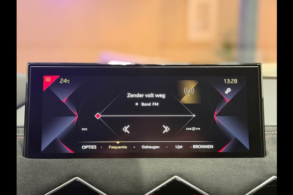 DS DS 3 Crossback 1.2 PureTech Performance Line | Alcantara | Navi | Cruise | PDC | Clima