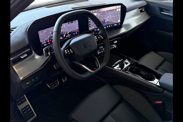 Audi Q3 1.5 e-hybrid |S edition | 272pk | Leer | Pano | Trekhaak | Stoel/Stuur verw | Matrix Led | 20'' Lmv S Line | S-Line | S-edtion