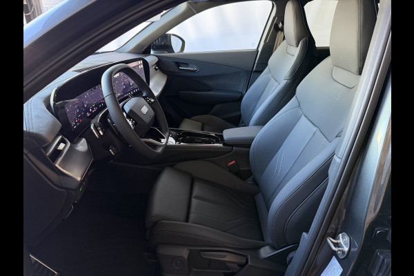 Audi Q3 1.5 e-hybrid |S edition | 272pk | Leer | Pano | Trekhaak | Stoel/Stuur verw | Matrix Led | 20'' Lmv S Line | S-Line | S-edtion