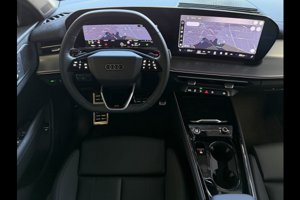 Audi Q3 1.5 e-hybrid |S edition | 272pk | Leer | Pano | Trekhaak | Stoel/Stuur verw | Matrix Led | 20'' Lmv S Line | S-Line | S-edtion