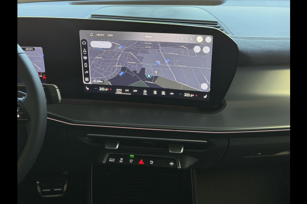 Audi Q3 1.5 e-hybrid |S edition | 272pk | Leer | Pano | Trekhaak | Stoel/Stuur verw | Matrix Led | 20'' Lmv S Line | S-Line | S-edtion