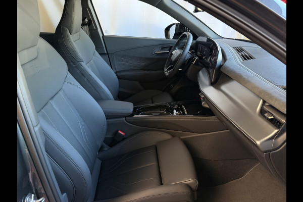 Audi Q3 1.5 e-hybrid |S edition | 272pk | Leer | Pano | Trekhaak | Stoel/Stuur verw | Matrix Led | 20'' Lmv S Line | S-Line | S-edtion