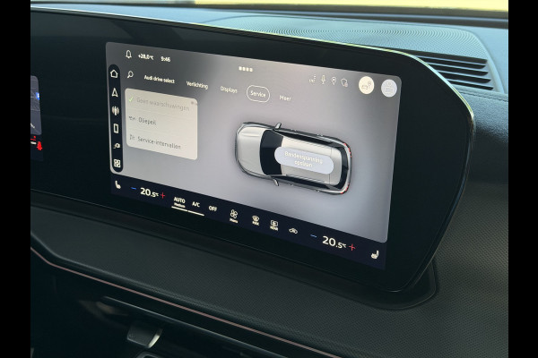 Audi Q3 1.5 e-hybrid |S edition | 272pk | Leer | Pano | Trekhaak | Stoel/Stuur verw | Matrix Led | 20'' Lmv S Line | S-Line | S-edtion